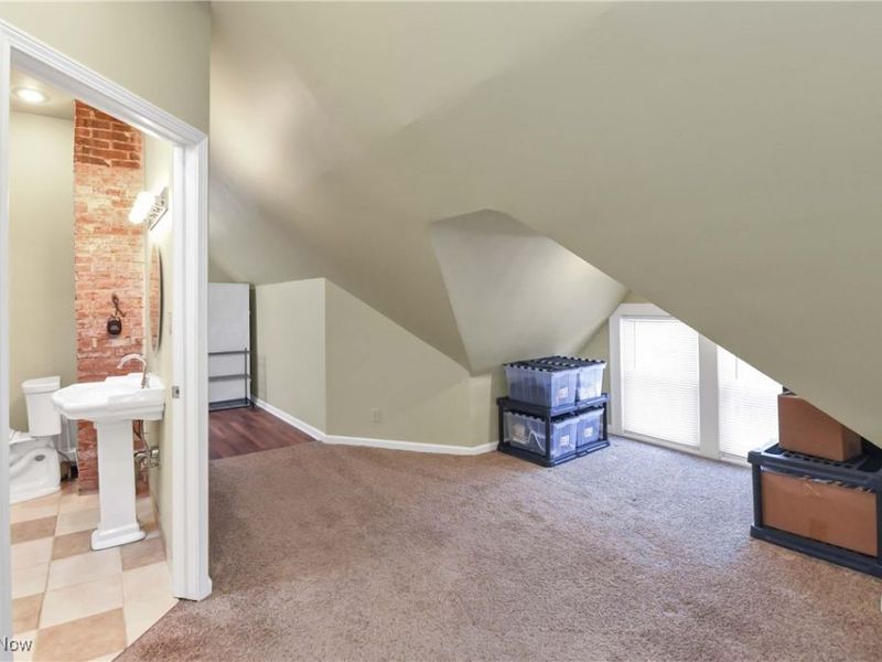 2477 Lee Road, Cleveland Heights, OH 44118 Photo 28