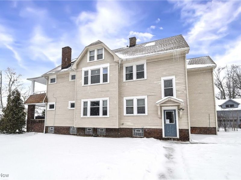 2477 Lee Road, Cleveland Heights, OH 44118 Photo 32