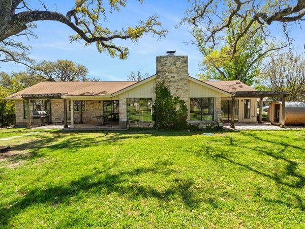 901 Vanguard ST, Lakeway, TX 78734