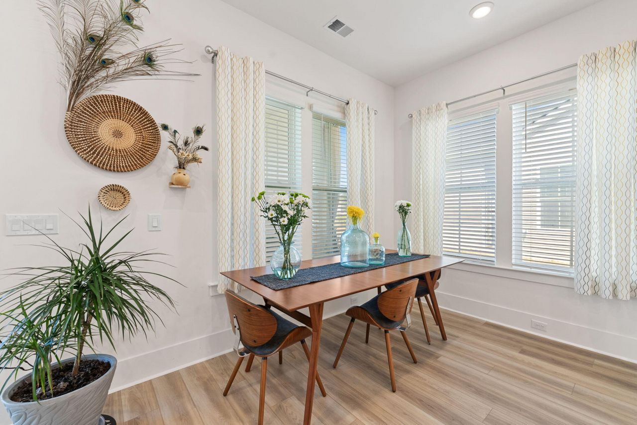 143 Summerwind Drive Photo 22