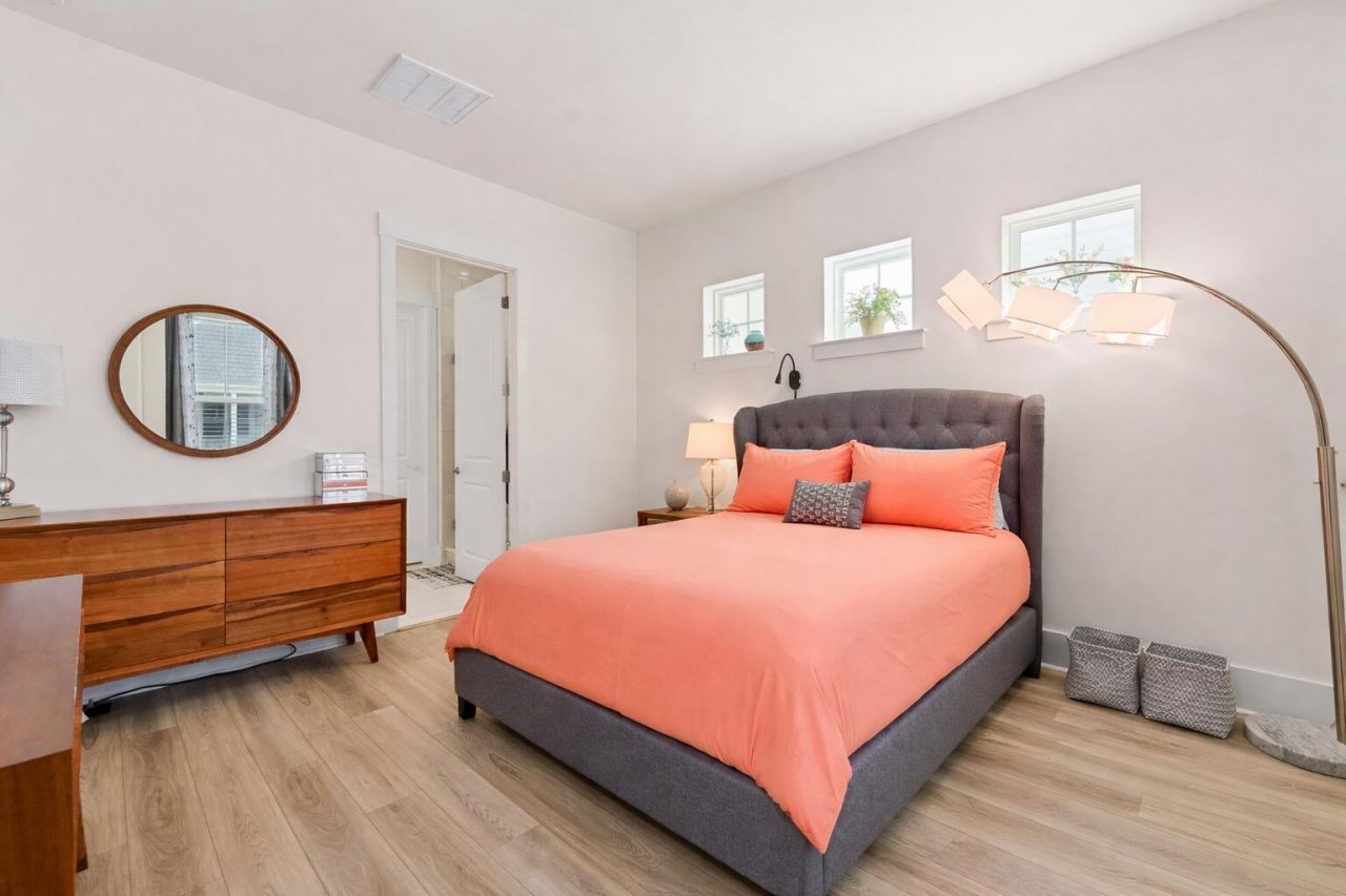 143 Summerwind Drive Photo 23