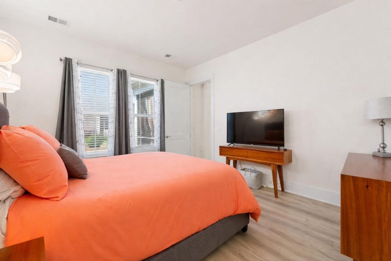 143 Summerwind Drive Photo 24