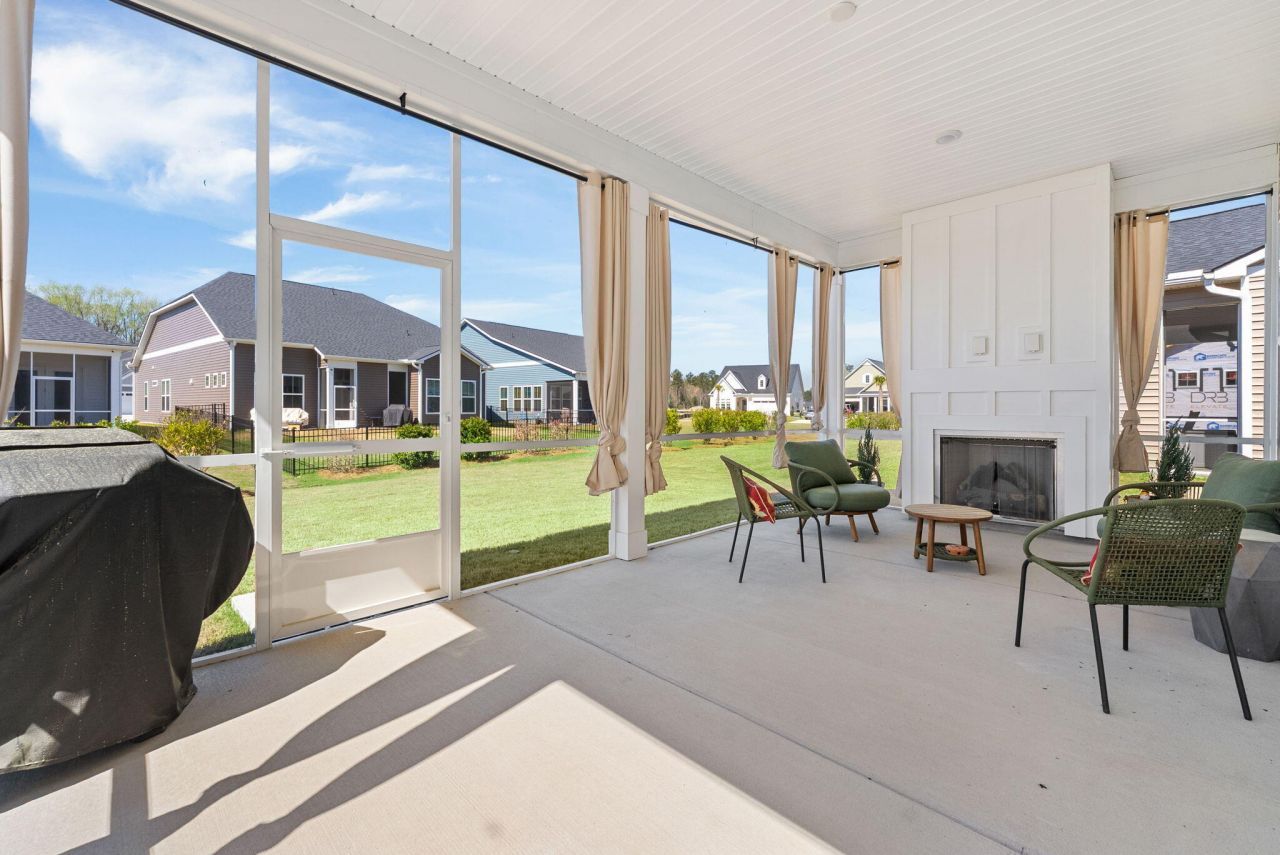 143 Summerwind Drive Photo 30