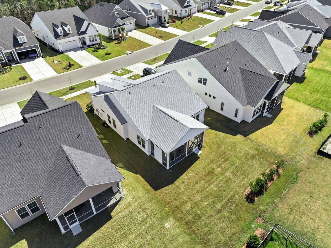 143 Summerwind Drive Photo 50