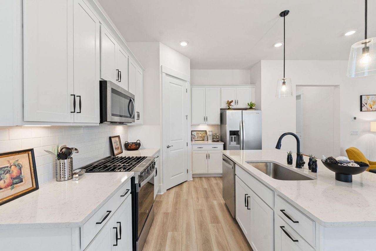 143 Summerwind Drive Photo 9