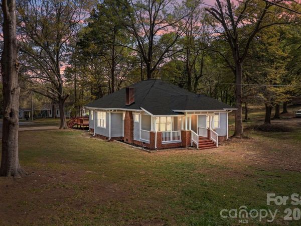 606 Townsend Avenue , Gastonia, NC 28052