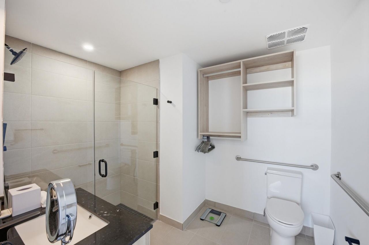 225 N Miami Avenue, Unit 2002, Miami, FL 33128 Photo