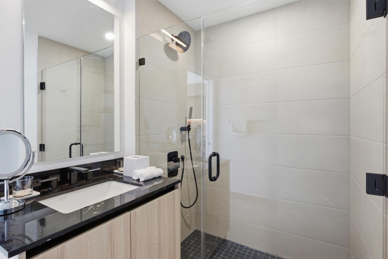 225 N Miami Avenue, Unit 2002, Miami, FL 33128 Photo