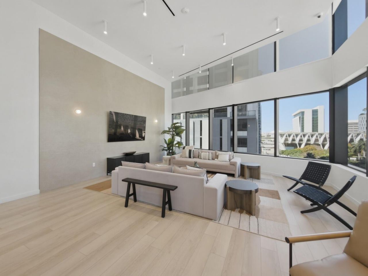 225 N Miami Avenue, Unit 2002, Miami, FL 33128 Photo