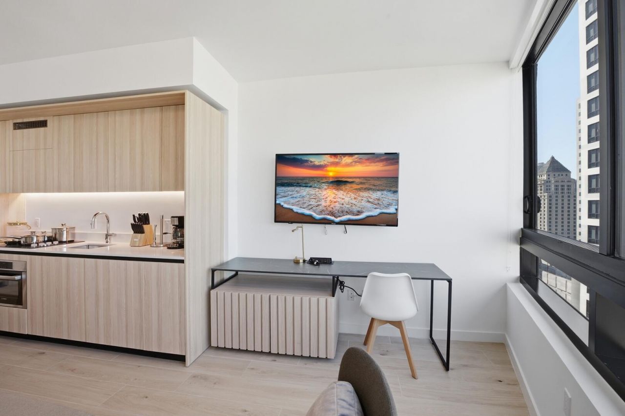 225 N Miami Avenue, Unit 2002, Miami, FL 33128 Photo