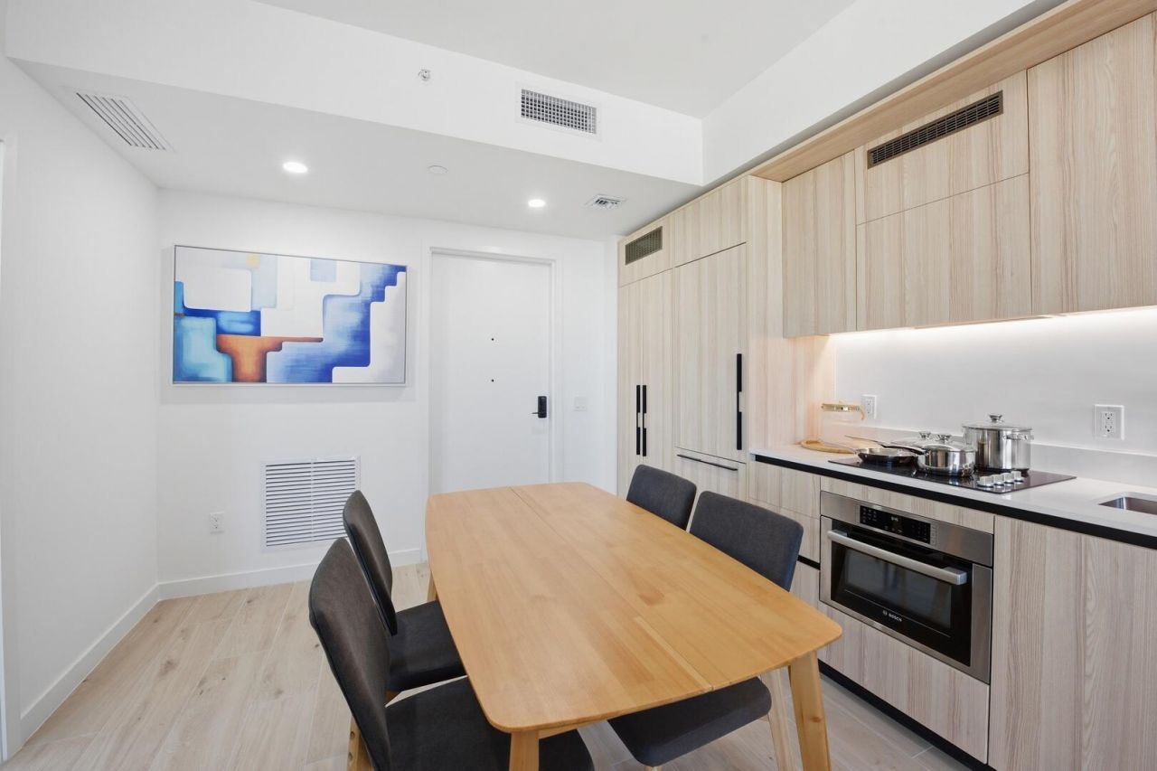 225 N Miami Avenue, Unit 2002, Miami, FL 33128 Photo