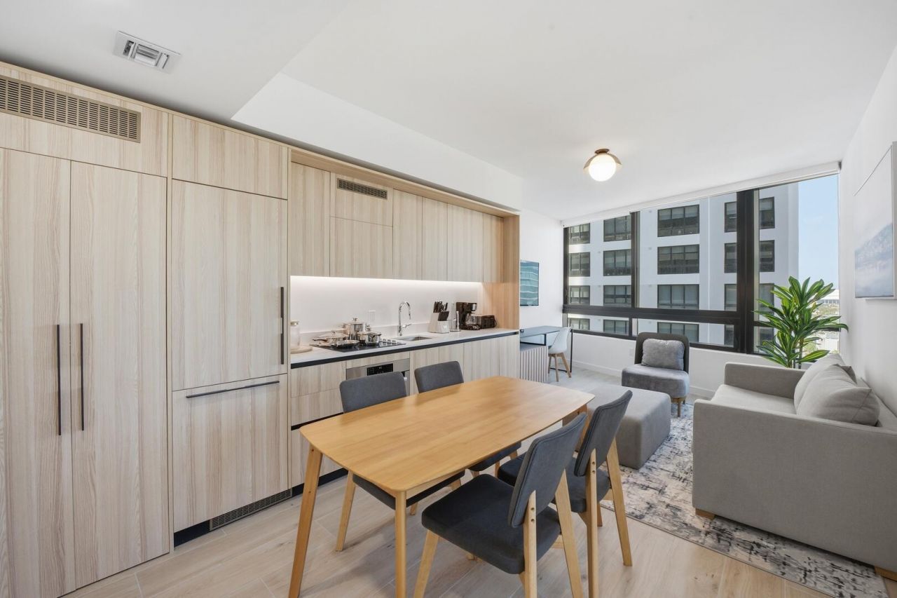 225 N Miami Avenue, Unit 2002, Miami, FL 33128 Photo