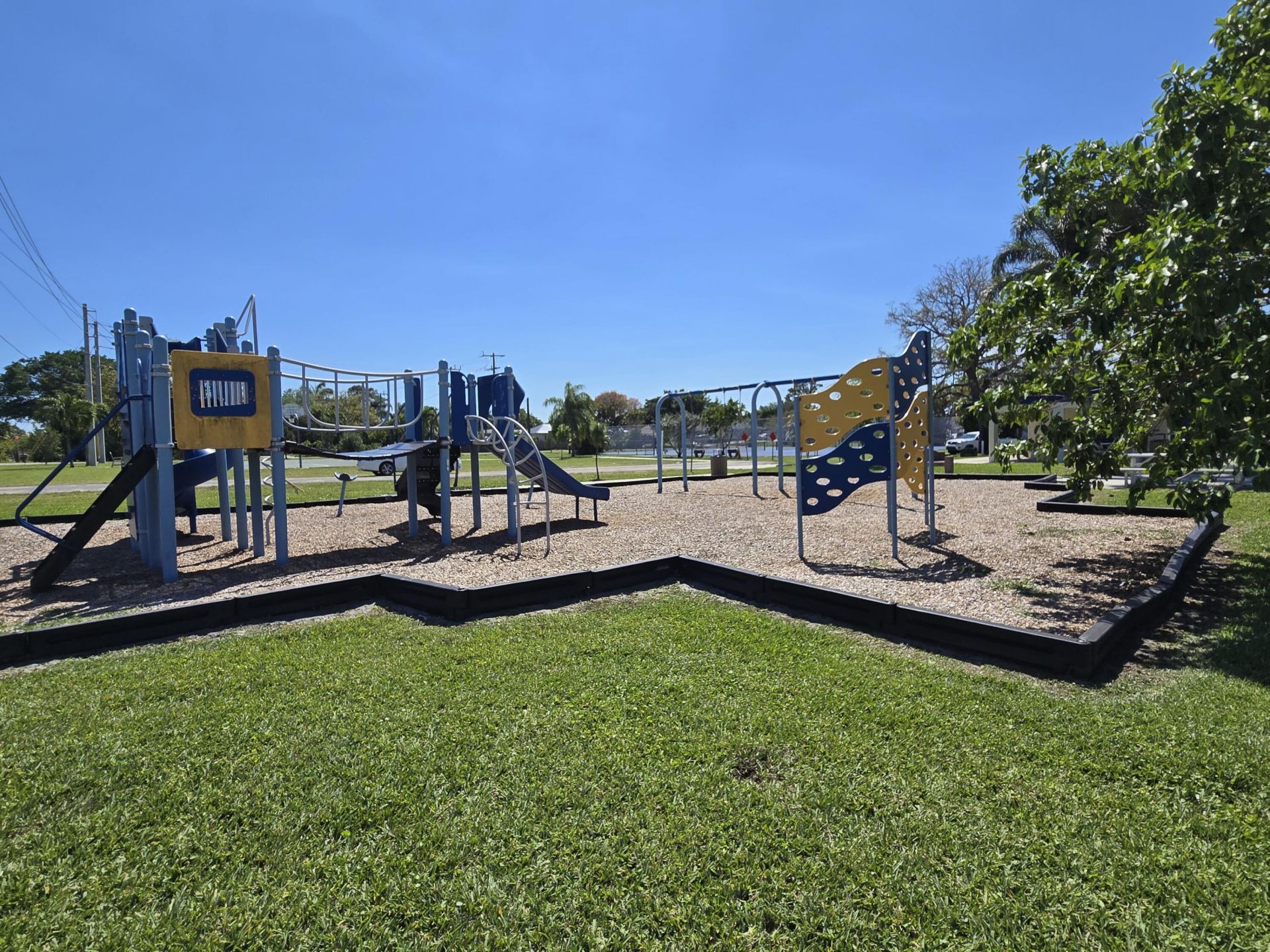 1109 NW 8th Street, Boynton Beach, FL 33426 Photo