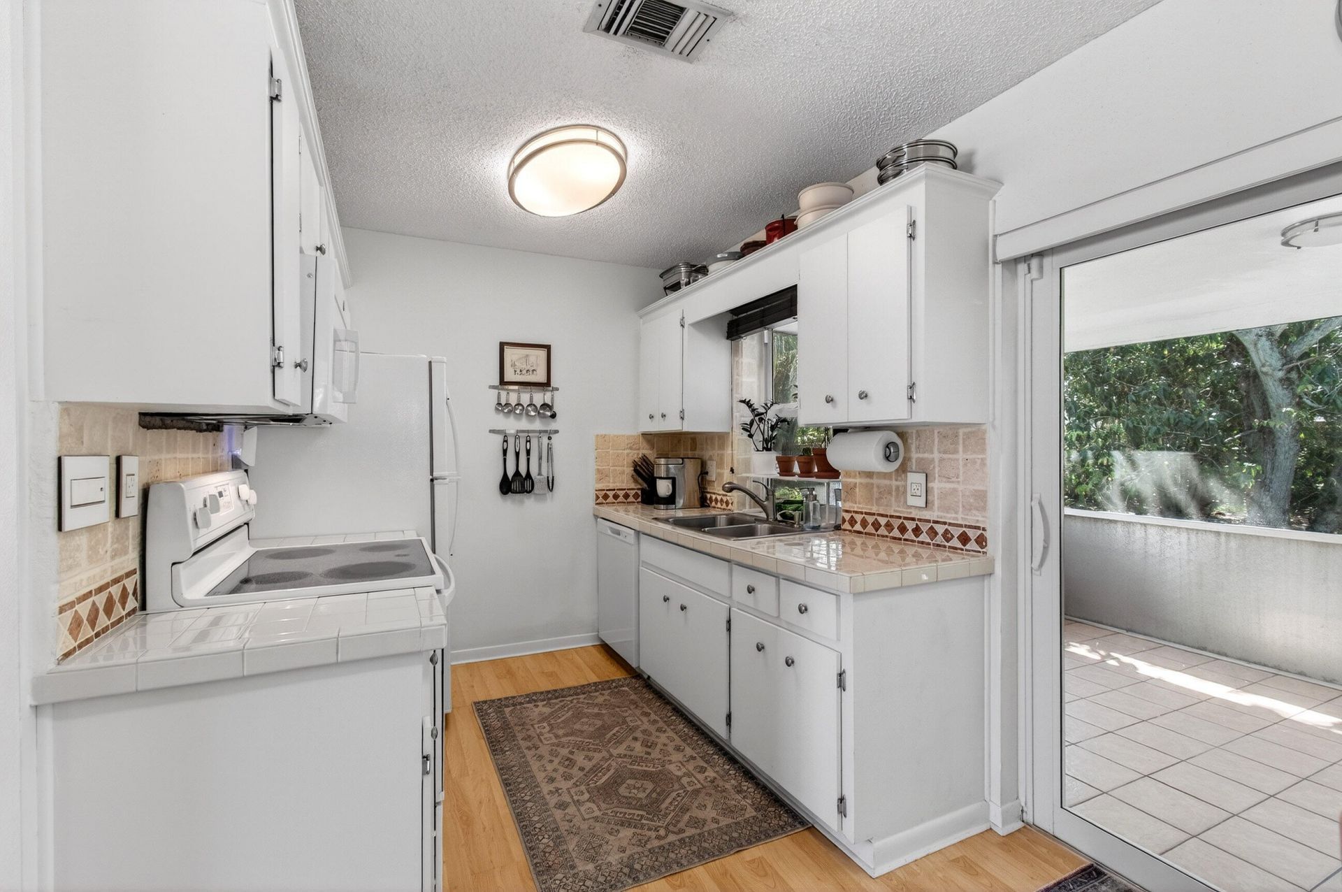 1109 NW 8th Street, Boynton Beach, FL 33426 Photo