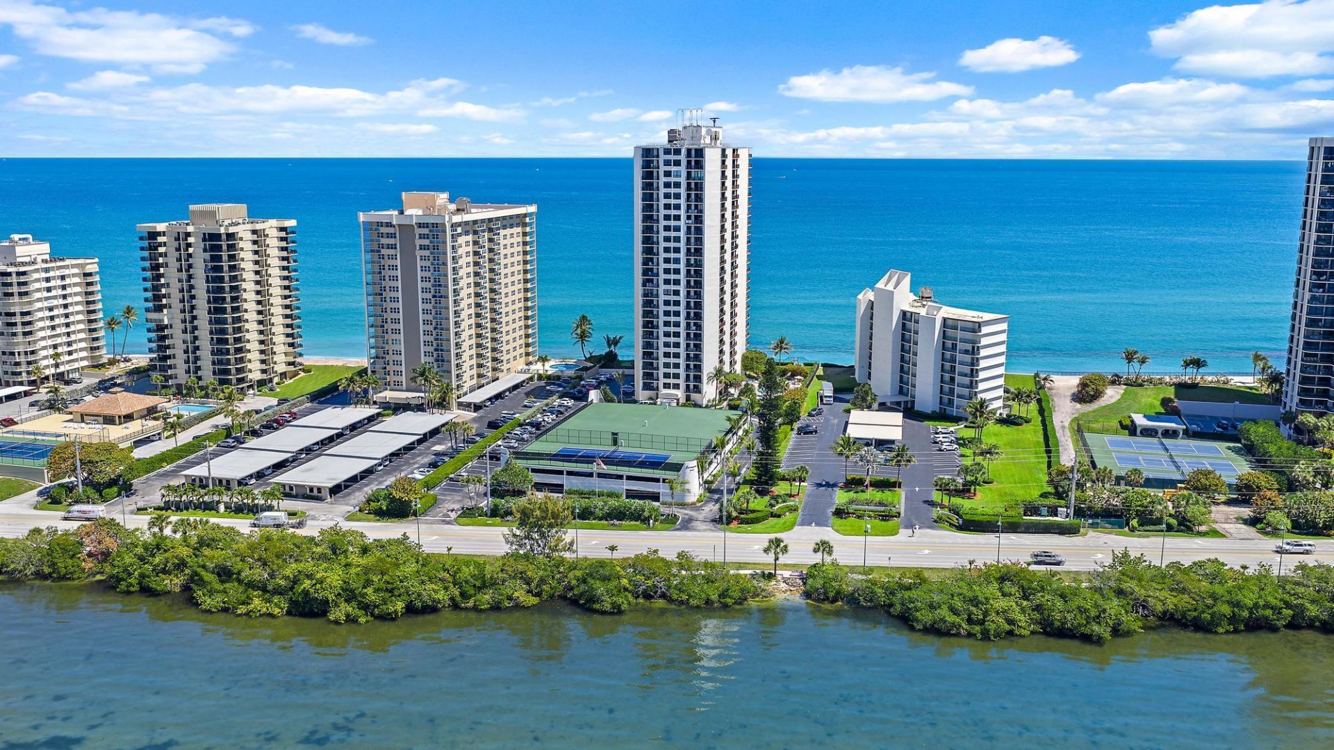 5420 N Ocean Drive, Unit Ph2, Riviera Beach, FL 33404 Photo