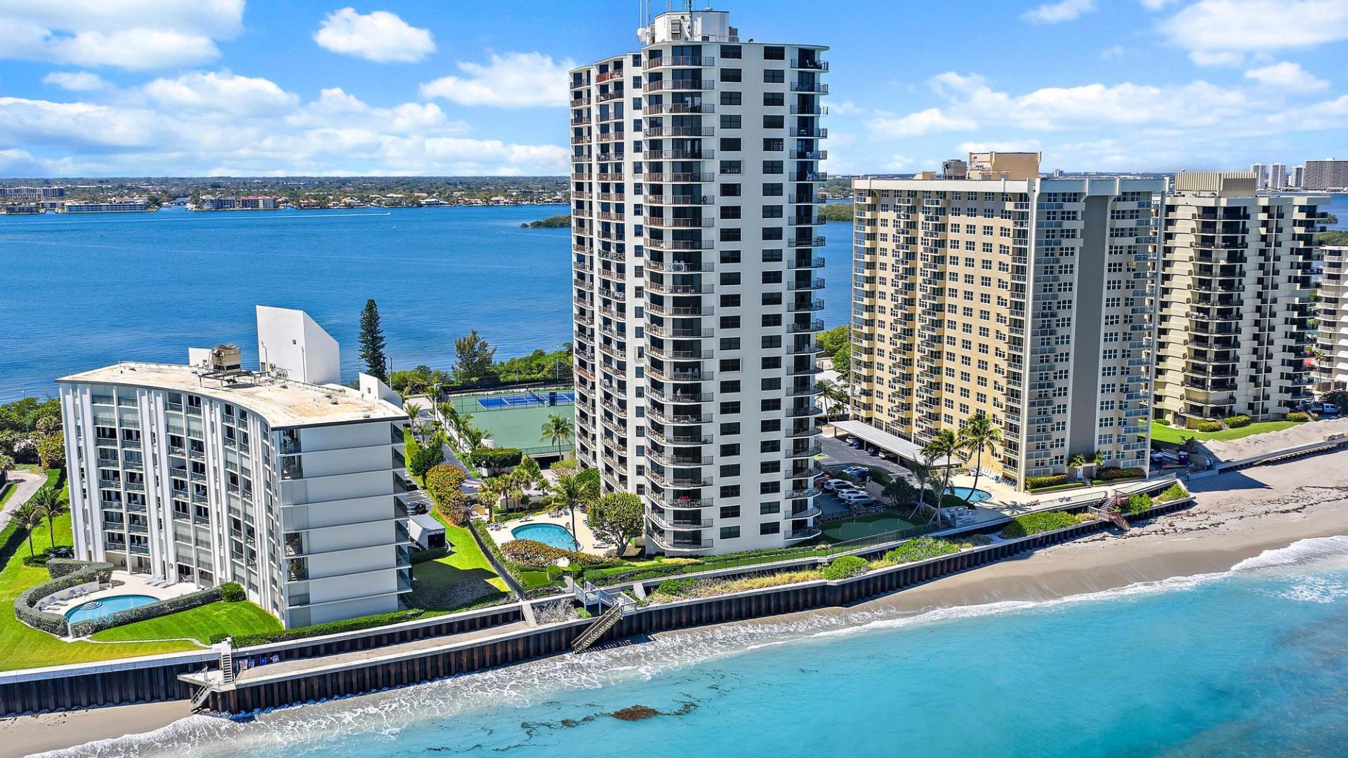 5420 N Ocean Drive, Unit Ph2, Riviera Beach, FL 33404 Photo