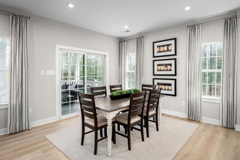 2134 Vera Way Photo 7