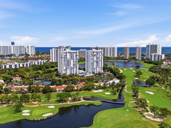 20225 NE 34th Ct , Unit 2218, Aventura, FL 33180