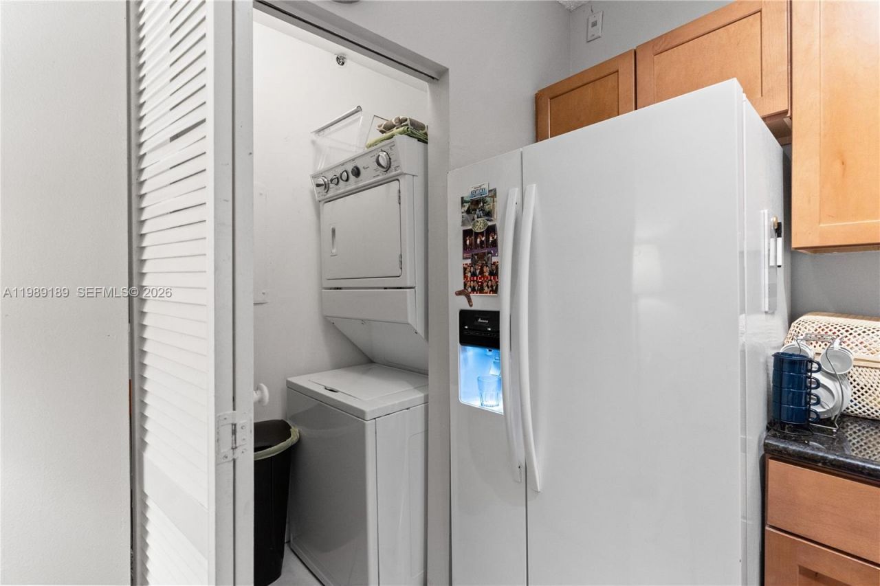 19655 E Country Club Dr , Unit 6108, Aventura, FL 33180 Photo