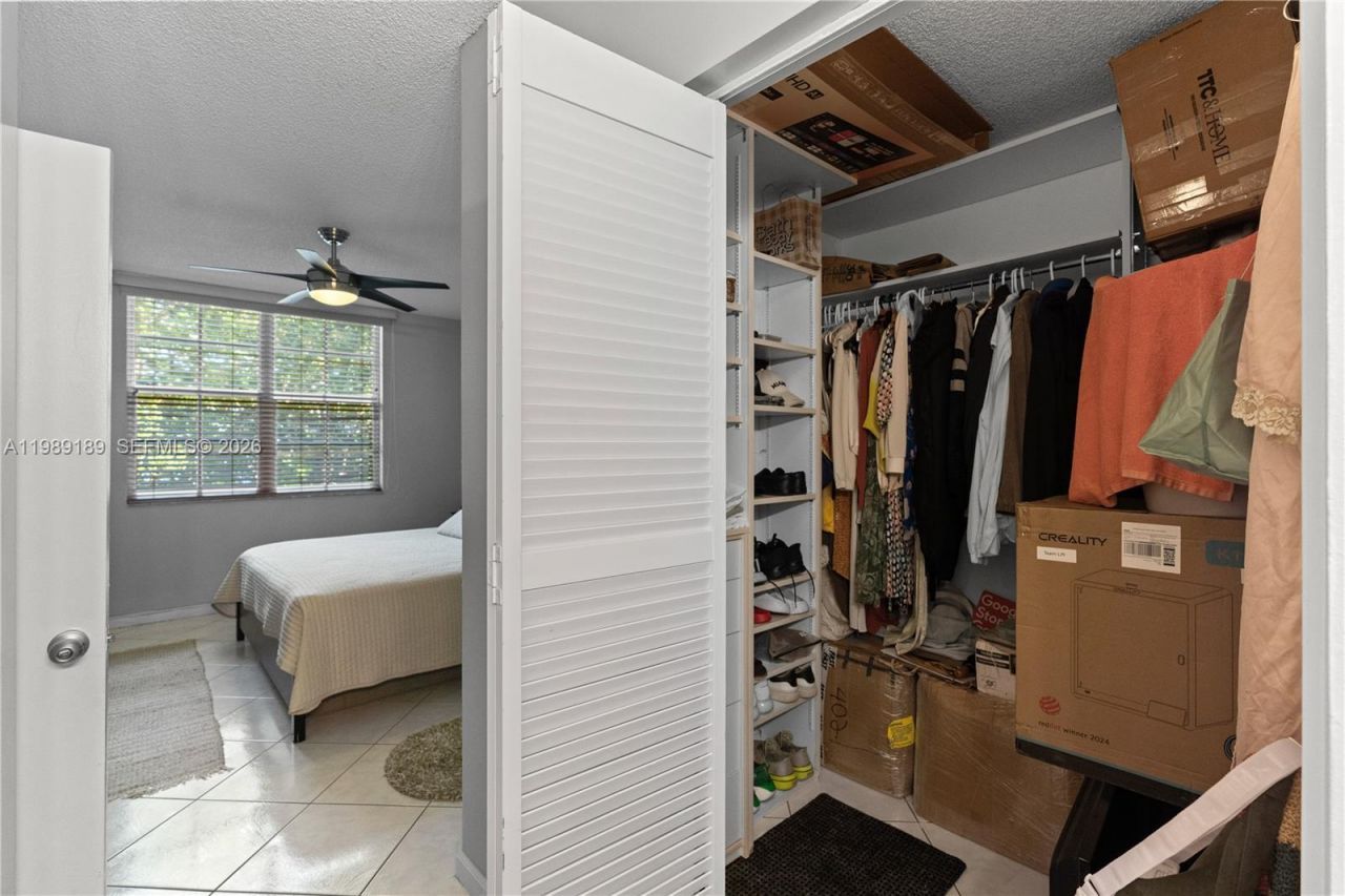 19655 E Country Club Dr , Unit 6108, Aventura, FL 33180 Photo