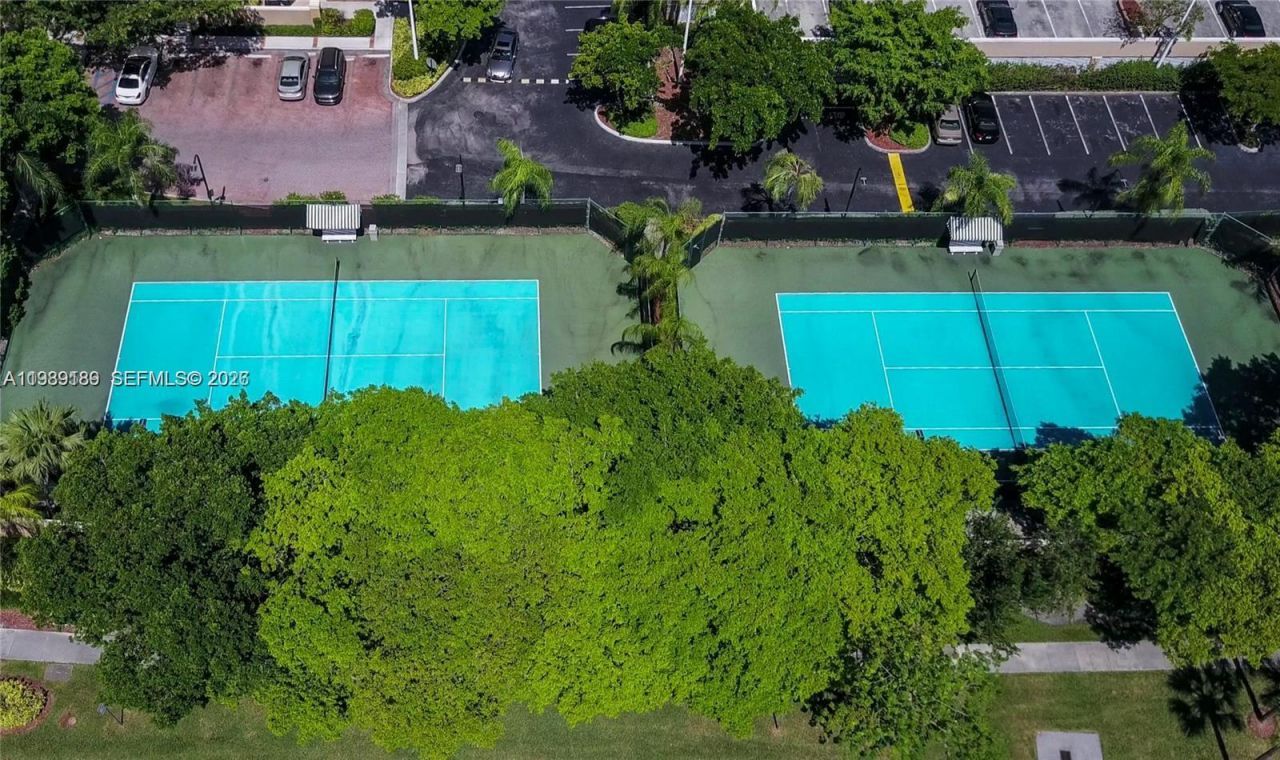 19655 E Country Club Dr , Unit 6108, Aventura, FL 33180 Photo