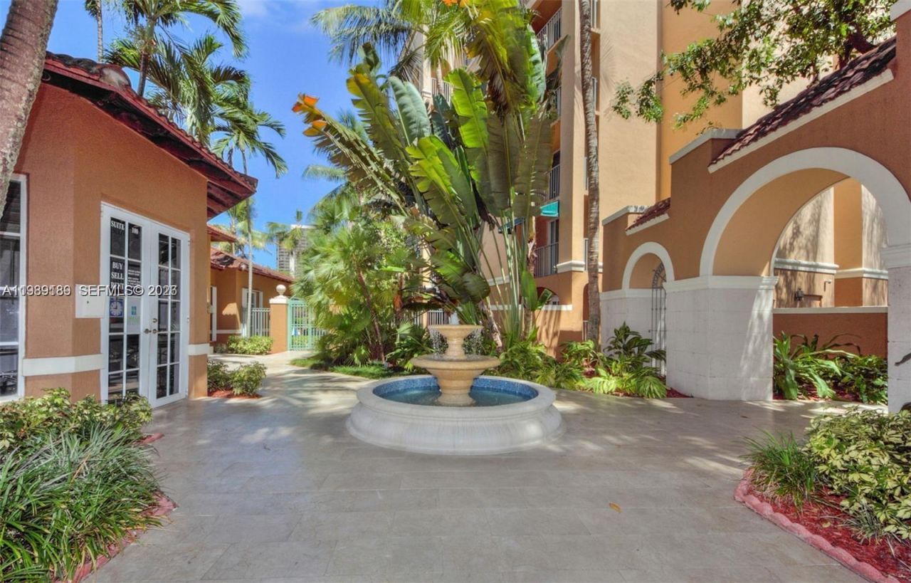 19655 E Country Club Dr , Unit 6108, Aventura, FL 33180 Photo