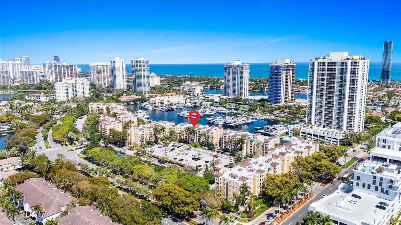 19655 E Country Club Dr , Unit 6108, Aventura, FL 33180 Photo