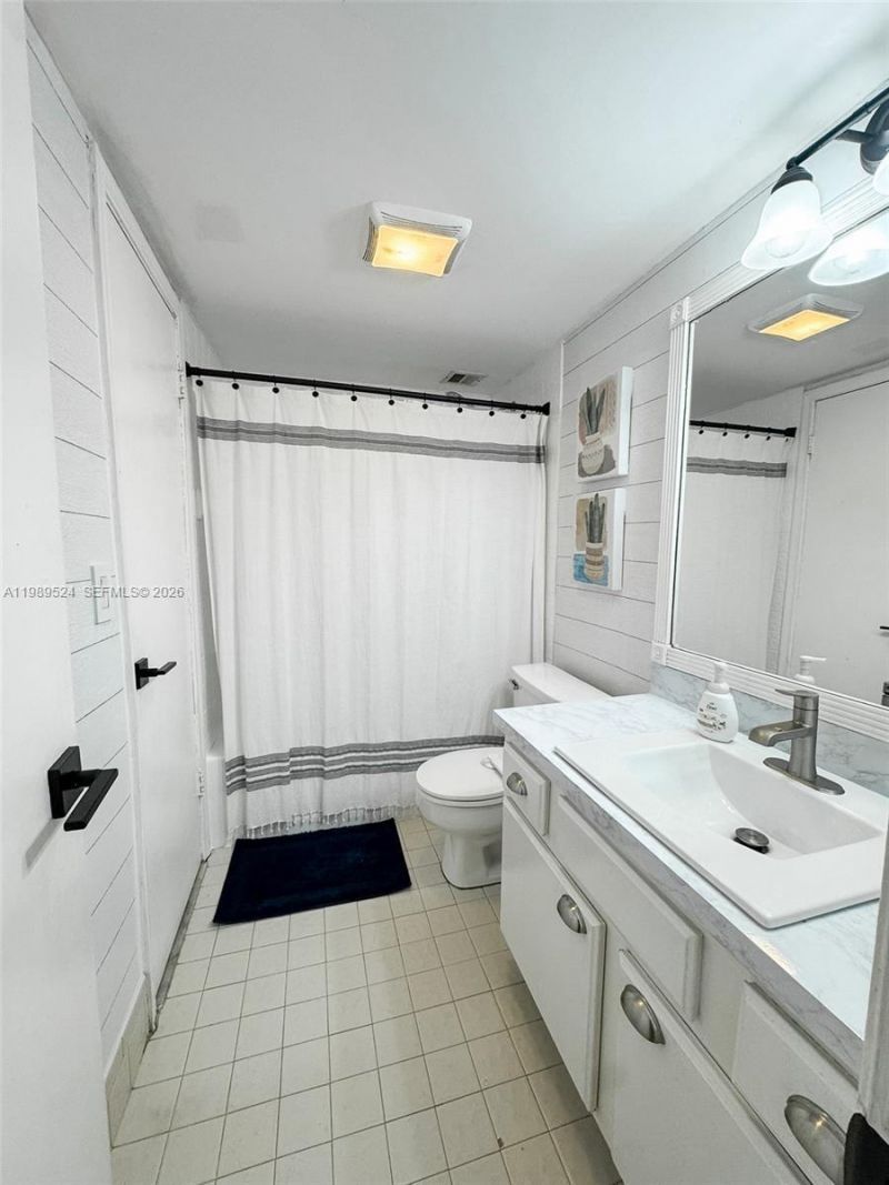 9635 SW 74th St, Miami, FL 33173 Photo