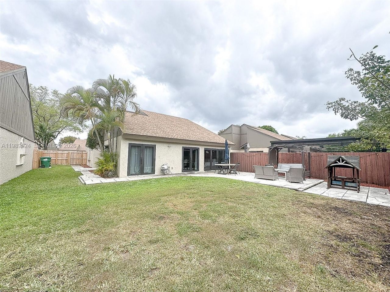 9635 SW 74th St, Miami, FL 33173 Photo