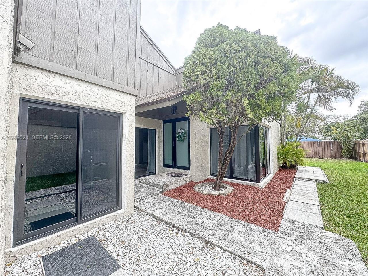 9635 SW 74th St, Miami, FL 33173 Photo