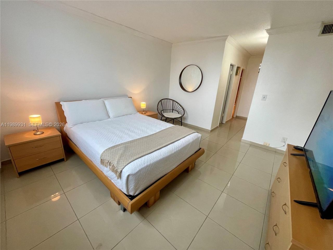 19390 Collins Ave, Unit 1405, Sunny Isles Beach, FL 33160 Photo