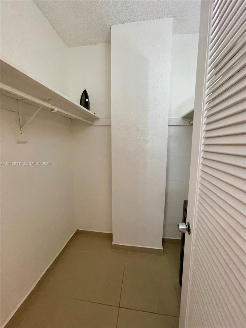 19390 Collins Ave, Unit 1405, Sunny Isles Beach, FL 33160 Photo