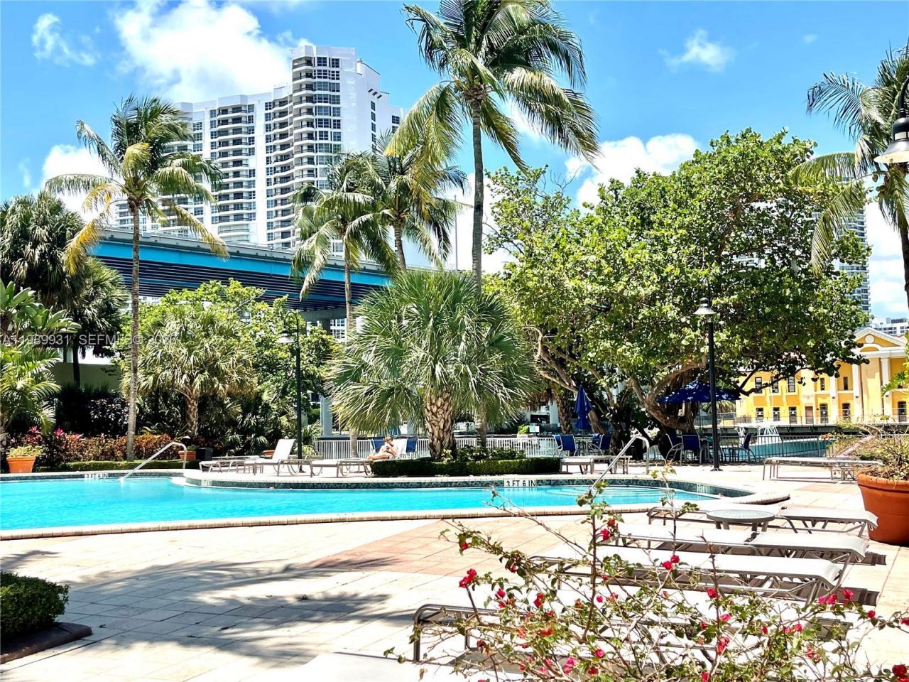 19390 Collins Ave, Unit 1405, Sunny Isles Beach, FL 33160 Photo