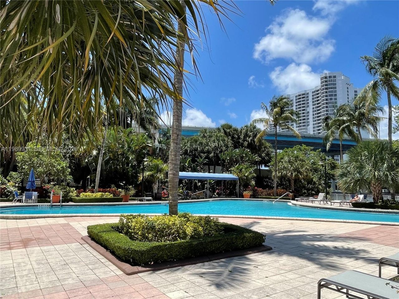 19390 Collins Ave, Unit 1405, Sunny Isles Beach, FL 33160 Photo