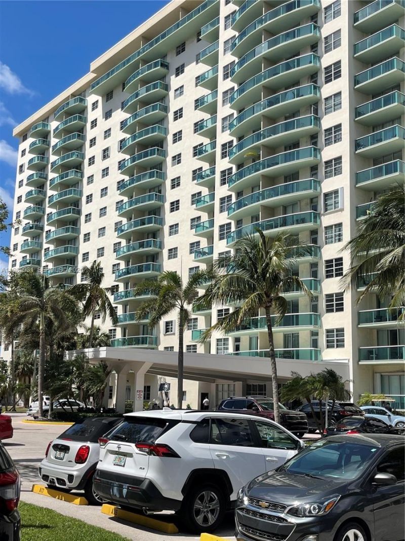19390 Collins Ave, Unit 1405, Sunny Isles Beach, FL 33160 Photo