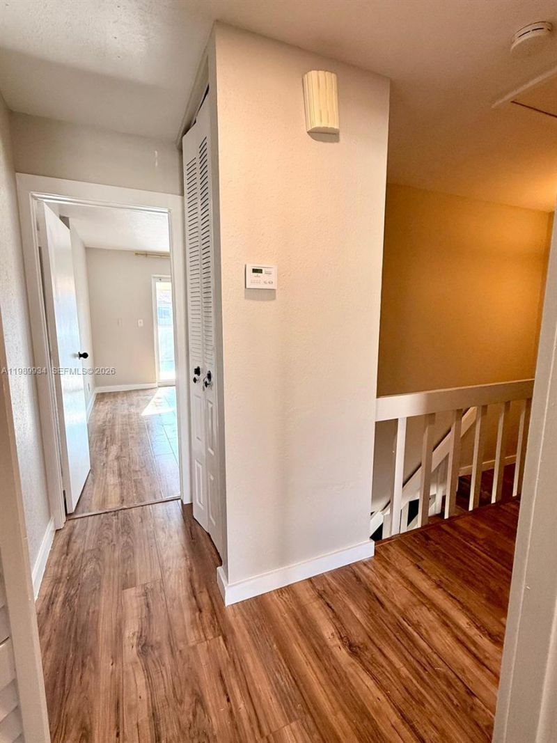 833 NW 81st Ter, Unit 8, Plantation, FL 33324 Photo