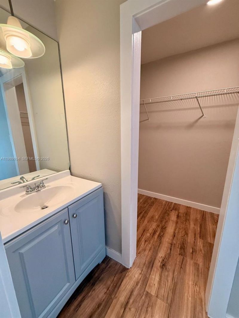 833 NW 81st Ter, Unit 8, Plantation, FL 33324 Photo