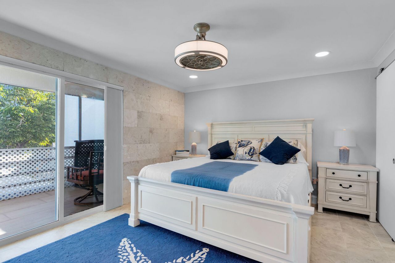 100 Iroquois Drive, Unit 5, Islamorada, FL 33036 Photo