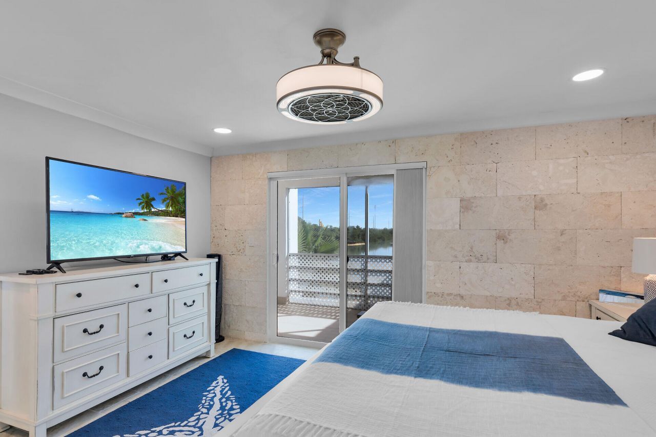 100 Iroquois Drive, Unit 5, Islamorada, FL 33036 Photo