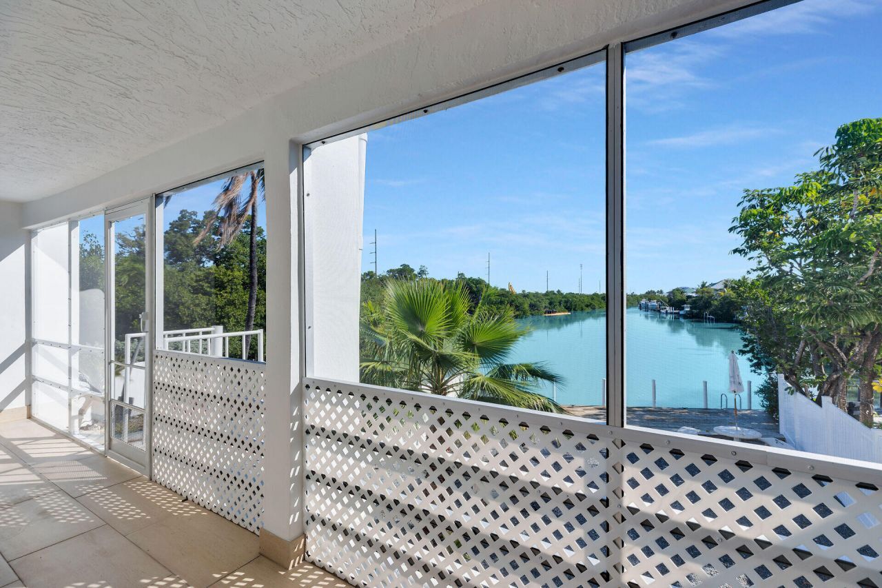 100 Iroquois Drive, Unit 5, Islamorada, FL 33036 Photo