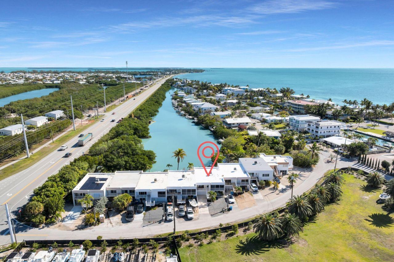 100 Iroquois Drive, Unit 5, Islamorada, FL 33036 Photo