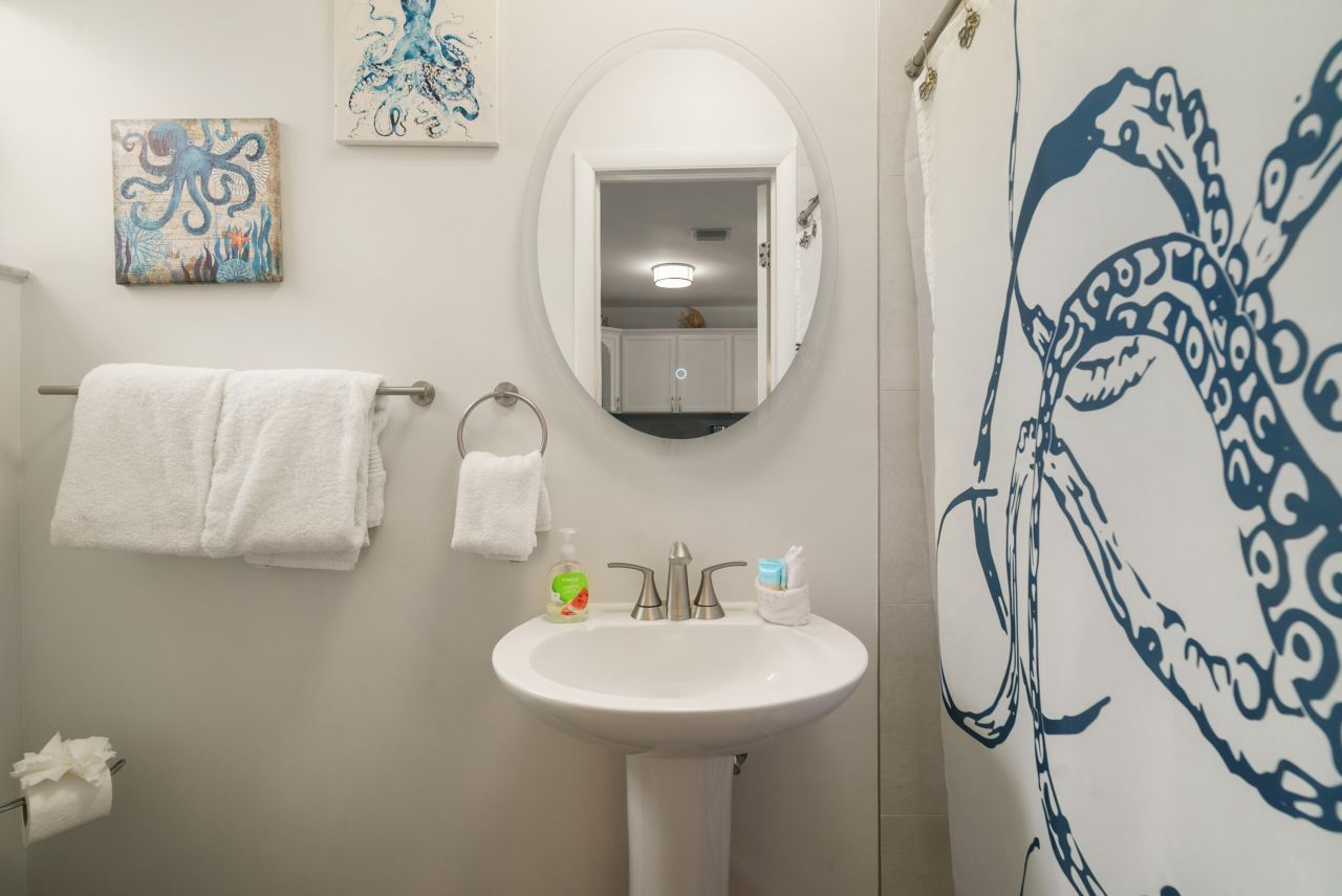 1500 Ocean Bay Drive, Unit F5, Key Largo, FL 33037 Photo