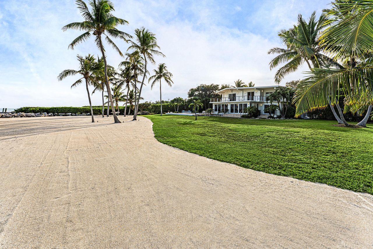 198 Lowe Street, Tavernier, FL 33070 Photo