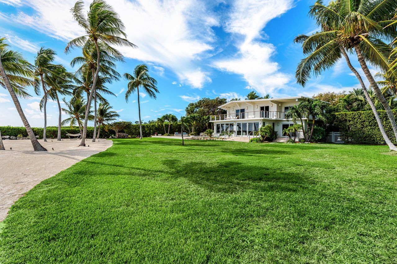 198 Lowe Street, Tavernier, FL 33070 Photo