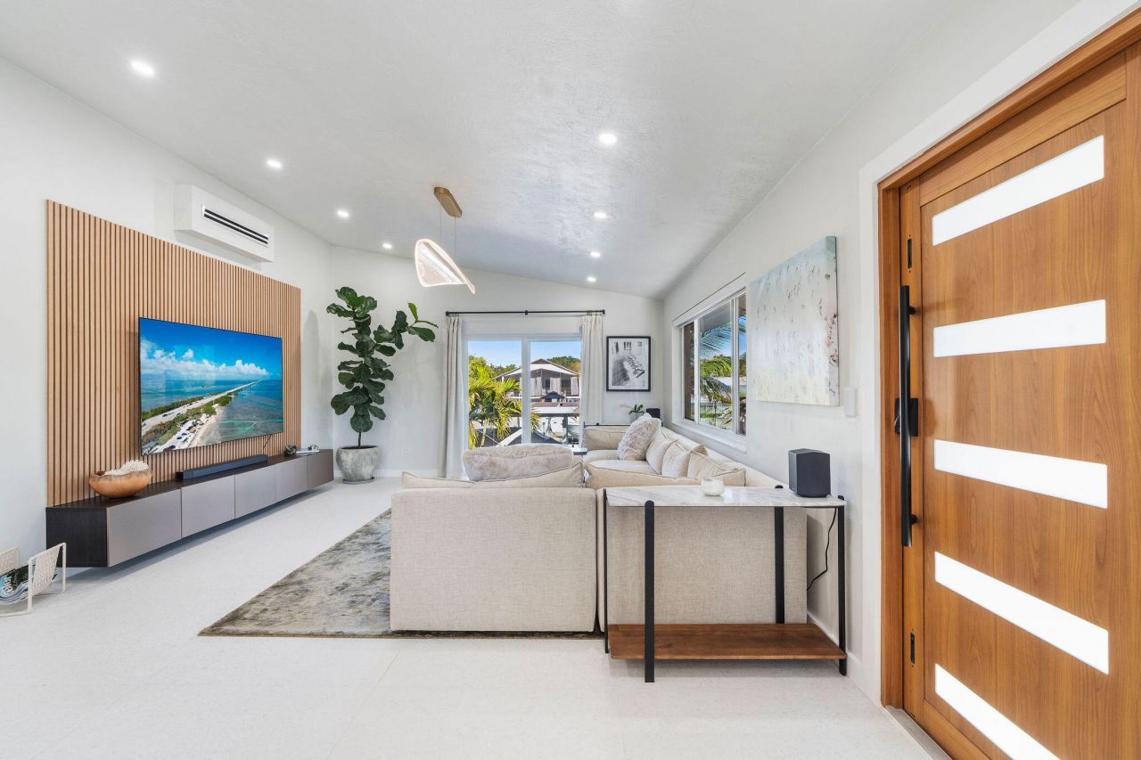 974 Shaw Drive, Key Largo, FL 33037 Photo