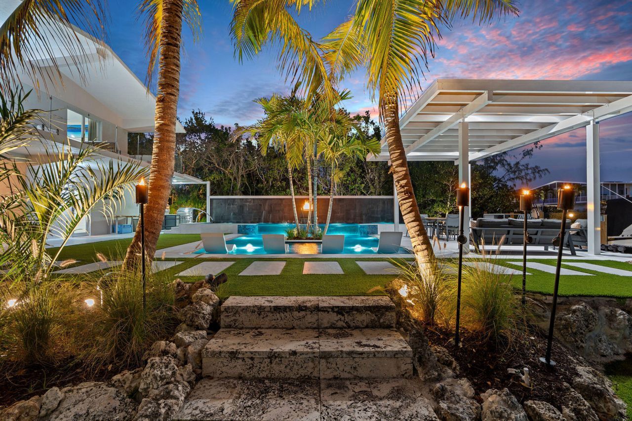 974 Shaw Drive, Key Largo, FL 33037 Photo