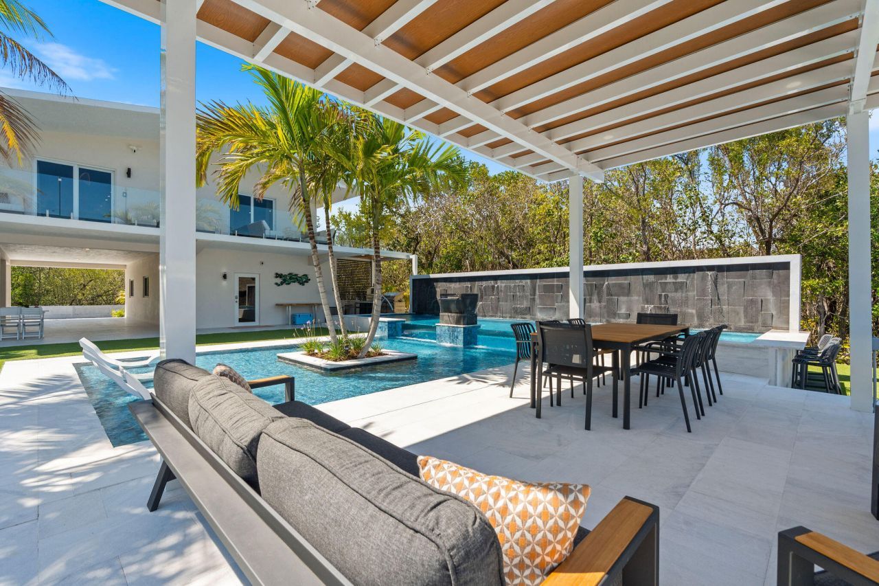 974 Shaw Drive, Key Largo, FL 33037 Photo