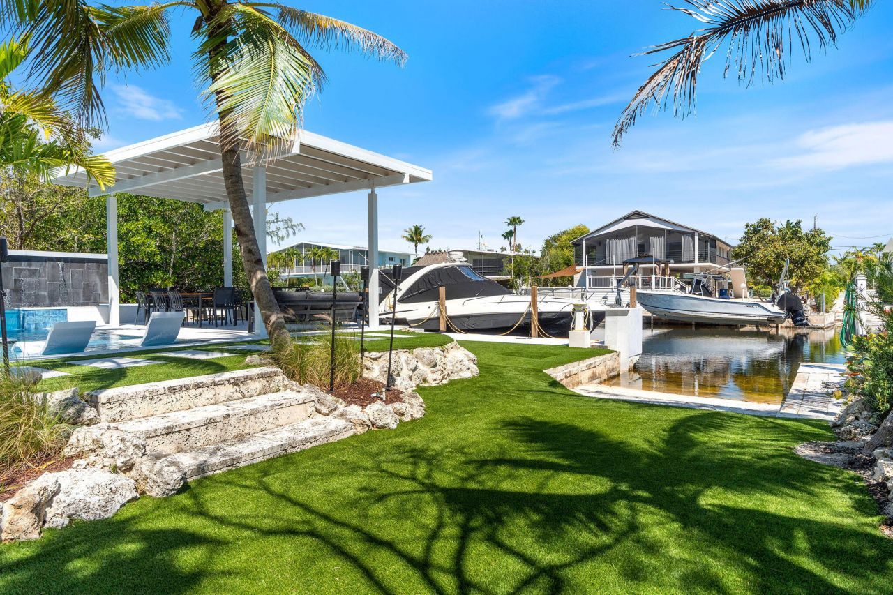 974 Shaw Drive, Key Largo, FL 33037 Photo