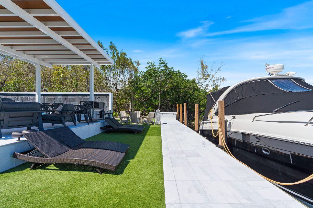 974 Shaw Drive, Key Largo, FL 33037 Photo