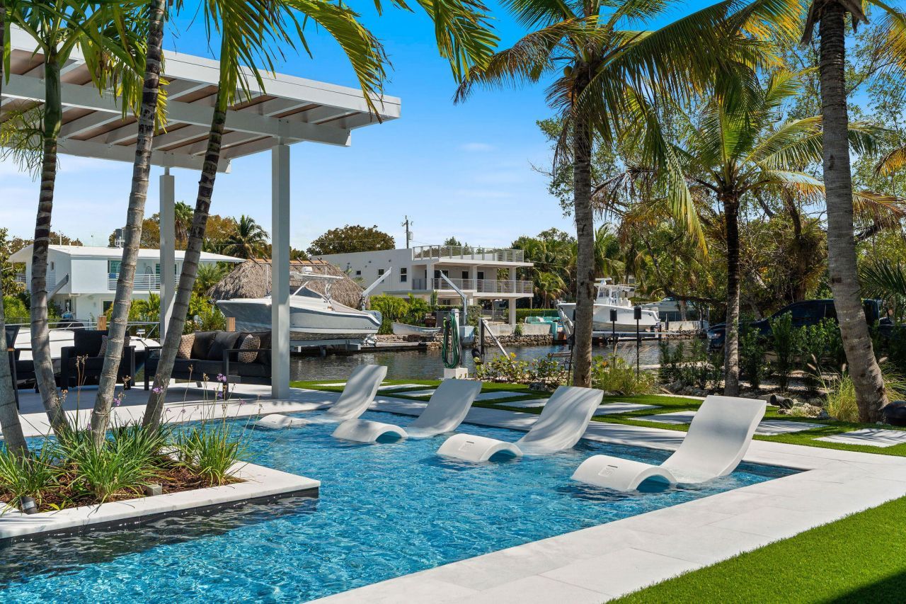 974 Shaw Drive, Key Largo, FL 33037 Photo